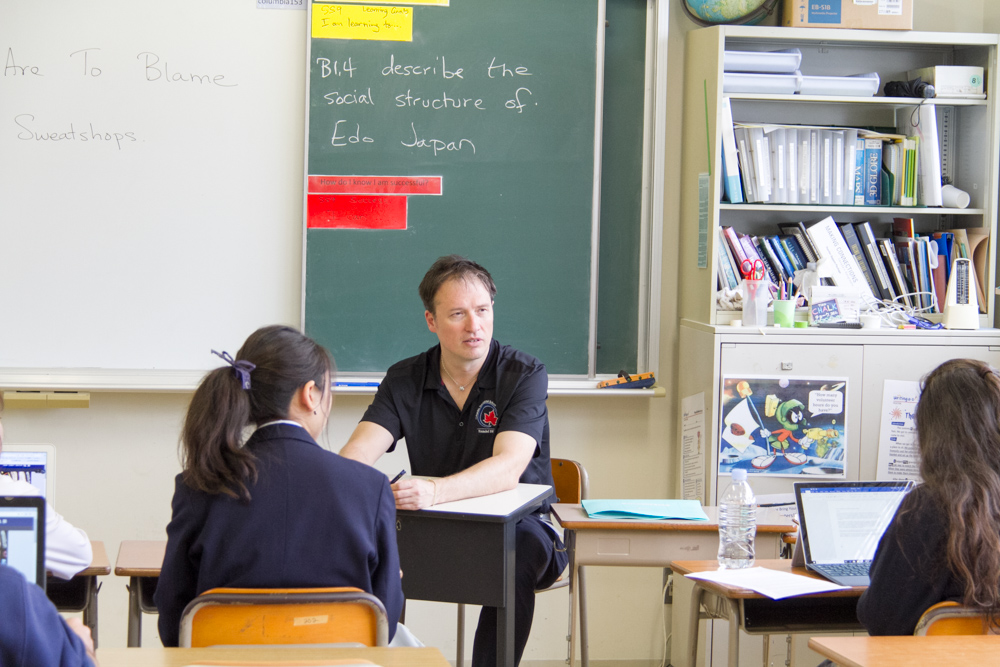 コロンビアインターナショナルスクール　学校説明会　高校課程　フレミング先生