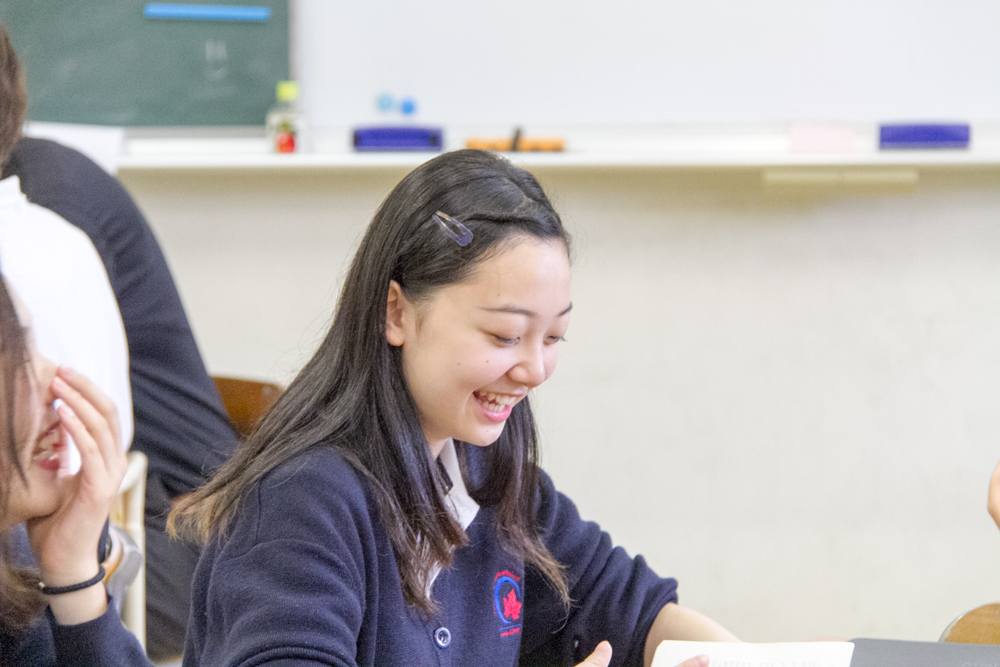 コロンビアインターナショナルスクール　学校説明会　高校課程　生徒様子